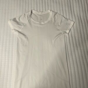 White Lululemon shirt